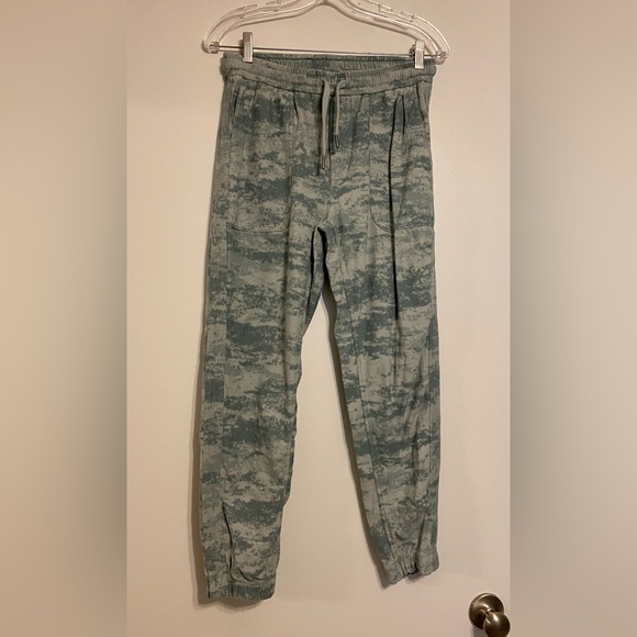 Athleta farallon printed jogger - Picture 3 of 7
